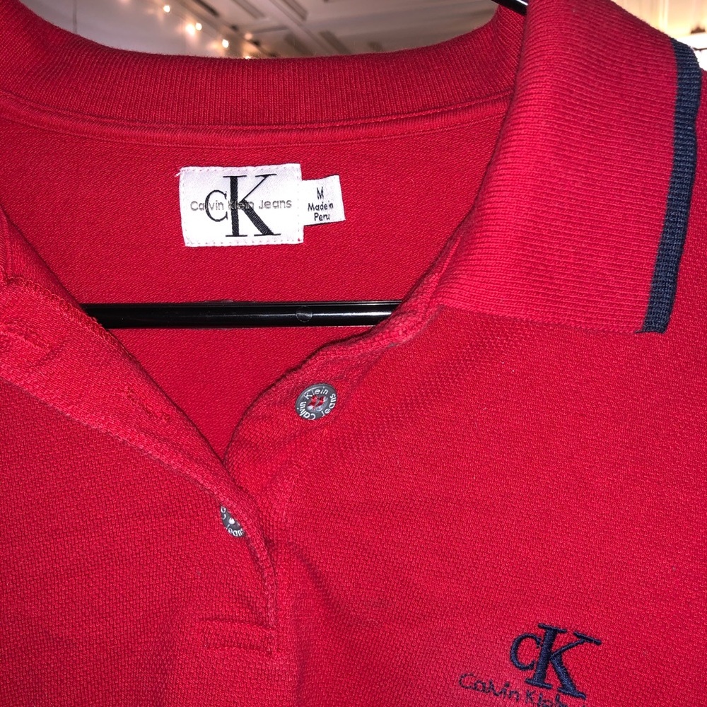 Vintage Calvin Klein red long sleeve w buttons